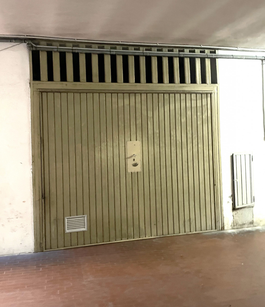 GARAGE IN ZONA TRIBUNALE