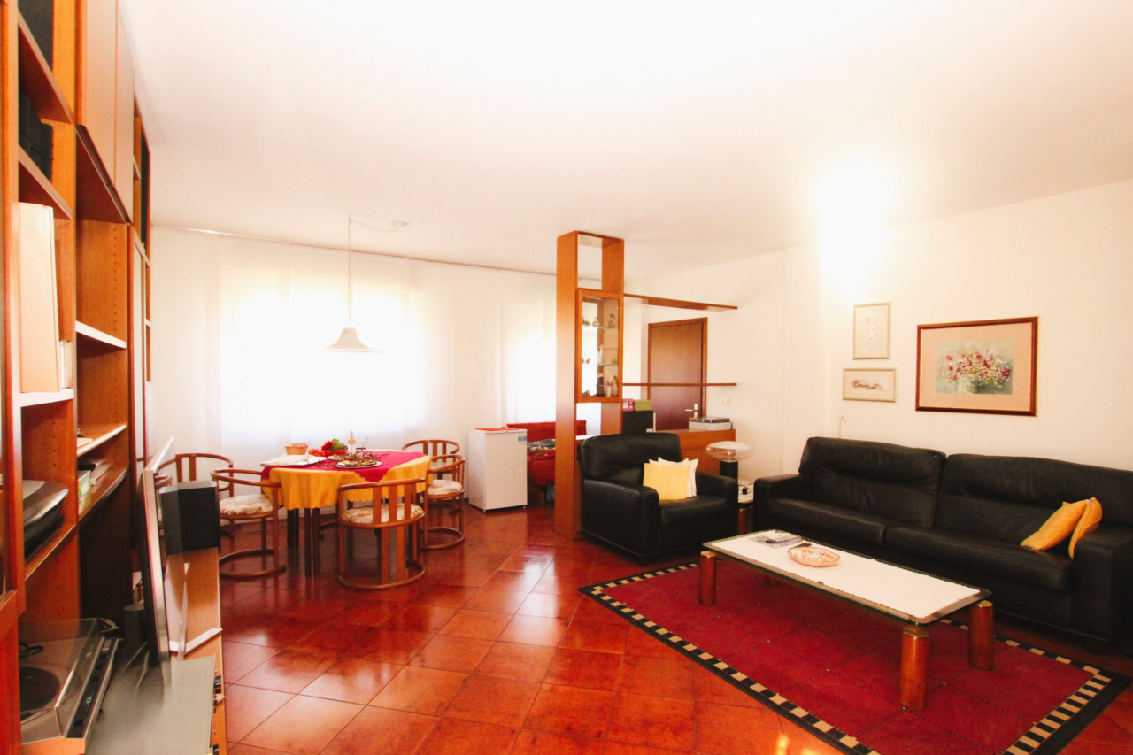 In via Nazario Sauro – Ampio quadrilocale in posizione residenziale